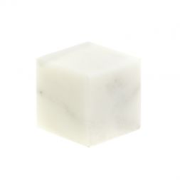 Кубик из из белого мрамора 3 см