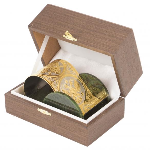 Настольная подставка для телефона &amp;quot;Герб России&amp;quot; камень нефрит в подарочной коробке Златоуст 117873