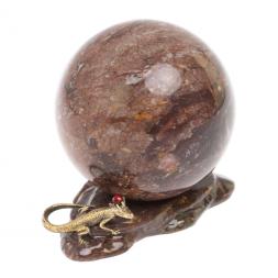 Композиция "Ящерица на скале" с шаром из креноида 8 см