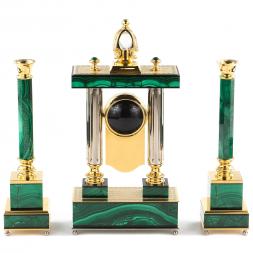 Каминные часы с подсвечниками из малахита