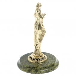 Статуэтка "Фемида" на подставке из баженовского змеевика