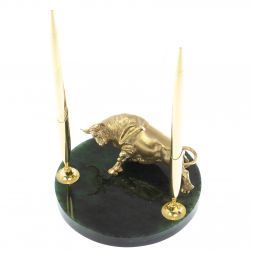 Статуэтка "Бык" из бронзы и нефрита 13,5х13,5х22,5 см