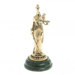Статуэтка "Фемида" на подставке из нефрита