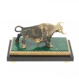 Бронзовая статуэтка "Бык" на подставке из малахита цвет патина