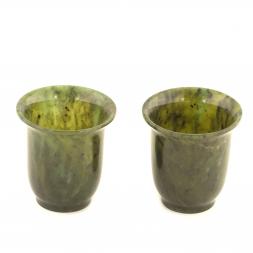 Пара чашек из нефрита для кофе