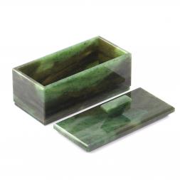 Шкатулка из полудрагоценного камня нефрит 15х7х8,5 см