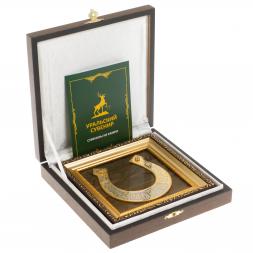 Панно "Подкова на счастье" из яшмы