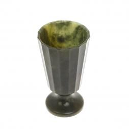 Рюмка граненая из нефрита 5х5х9,5 см