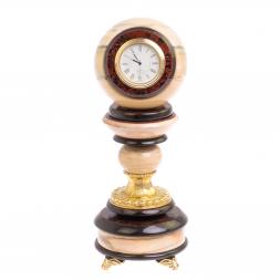 Настольные часы "Шар Антистресс" 10 см на подставке из мрамора