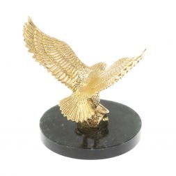 Бронзовая статуэтка "Орел" на нефрите и долерите 9х9х10 см
