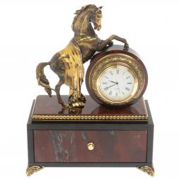 Часы со шкатулкой "Конь на дыбах" бронза яшма уральская