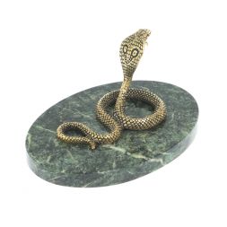 Статуэтка "Королевская кобра" на подставке из шабровского змеевика