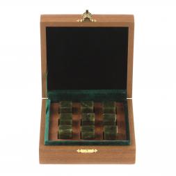 Подарочные камни для виски из нефрита 9 штук в деревянной коробке