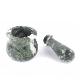 Каменная ступка с пестиком из змеевика