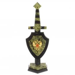 Настольный сувенир "Щит и меч" камень змеевик 10х7х28 см