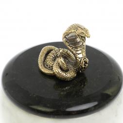 Шкатулка круглая "Кобра" из черного змеевика и мрамора