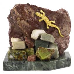 Сувенир "Ящерица на скале" змеевик лемезит