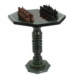 Шахматный стол змеевик лемезит