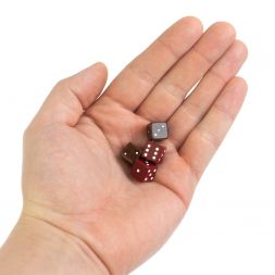 Кубики зарики 1 см красные и коричневые 4 шт