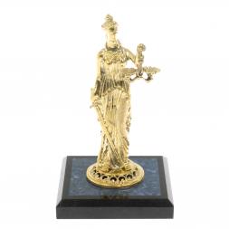 Статуэтка "Фемида" на подставке из лазурита