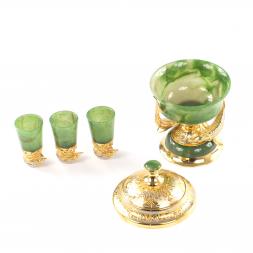 Подарочный набор "Икорница две рыбки со стопками" камень нефрит