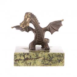 Статуэтка из бронзы "Дракончик" на подставке из змеевика