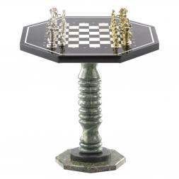 Шахматный стол из камня с металлическими фигурами "Древний Рим"