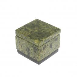 Шкатулка квадратная из змеевика 5,5х5,5х5,5 см