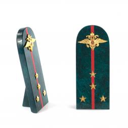 Сувенир "Погон Капитан МВД" камень змеевик