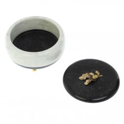 Шкатулка &amp;quot;Желуди&amp;quot; из белого мрамора и змеевика 15х15х8 см