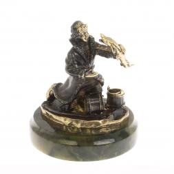 Статуэтка из бронзы "Емеля" на нефрите