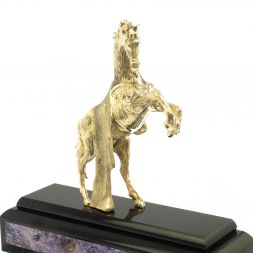 Часы "Конь с попоной" из чароита