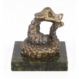 Статуэтка из бронзы на подставке из змеевика "Удав"
